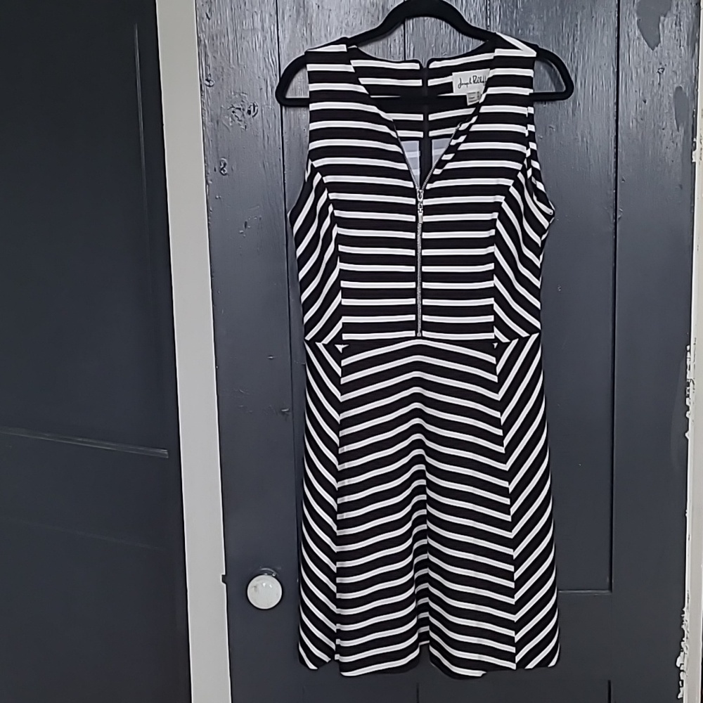 Joseph Ribkoff stripped zipper sleeveless dress